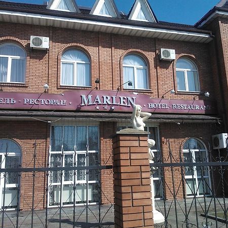 Marlen Hotel Rivne Esterno foto