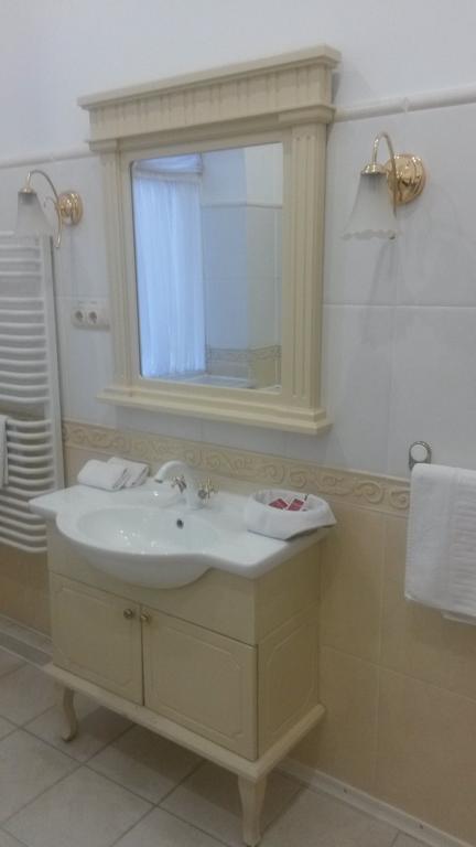 Marlen Hotel Rivne Camera foto